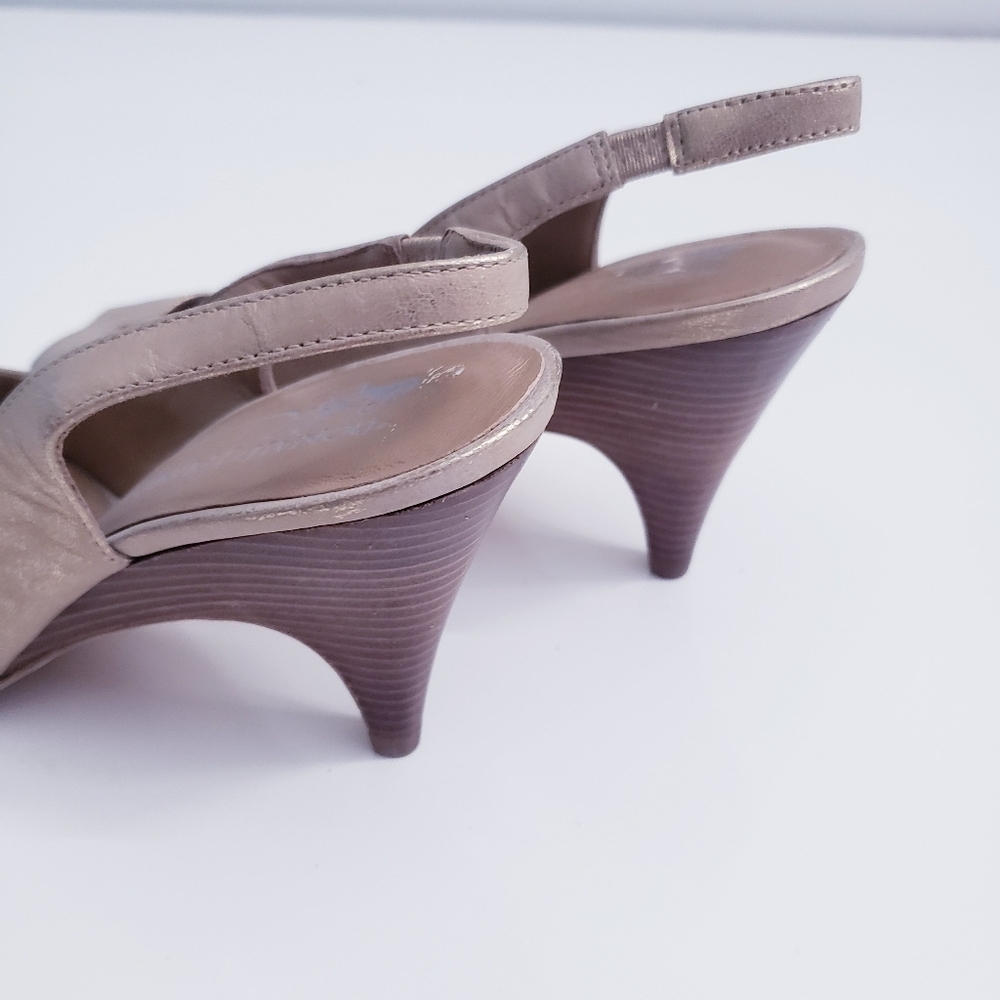 Donald J. Plunder Papina Slingback Kitten Heels - Picture 4 of 6